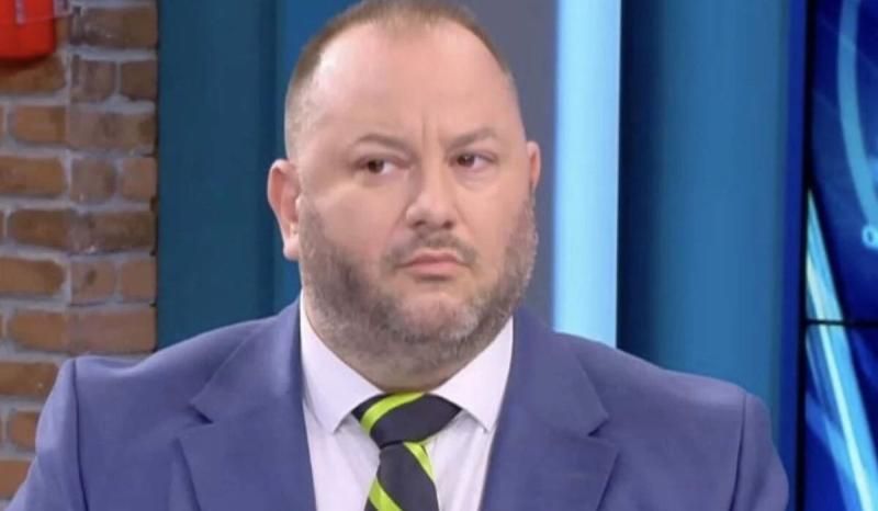 Έξαλλος ο Ανδρέας Θεοδωρόπουλος για την καταγγελία ότι έδειρε τον γιο του – Τα πρώτα λόγια και το βίντεο που έφερε τη σύλληψή του