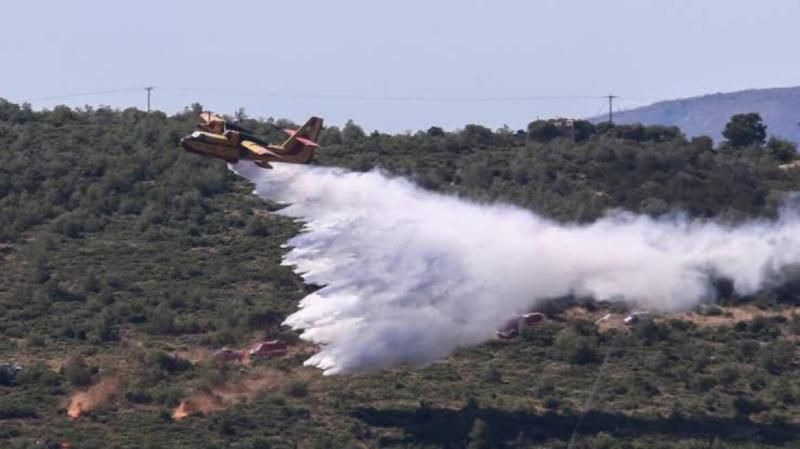 Έκτακτο Δελτίο: Νέα μεγάλη φωτιά στη χώρα – Σηκώθηκαν εναέρια, μάχη με τις φλόγες