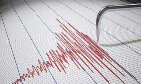 ΕΚΤΑΚΤΗ ΕΙΔΗΣΗ: ΚΑΝΕΙ ΤΟΝ ΕΝΑΝ ΣΕΙΣΜΟ ΠΙΣΩ ΑΠΟ ΤΟΝ ΑΛΛΟΝ – ΤΡΟΜΟΚΡΑΤΗΜΕΝΟΙ ΟΙ ΚΑΤΟΙΚΟΙ ΔΕΝ ΞΕΡΟΥΝ ΤΙ ΝΑ ΚΑΝΟΥΝ