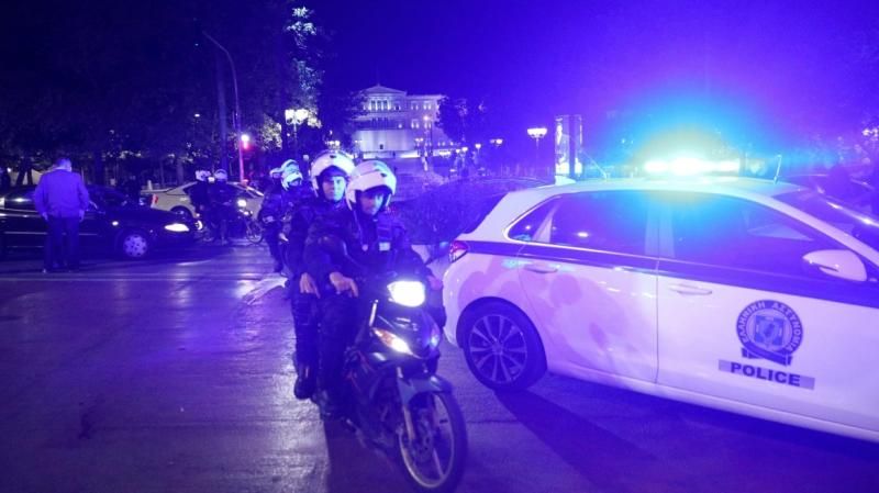 ΑΠΟ ΤΟ ΠΡΩΙ ΘΑ ΠΑΙΖΕΙ Η ΤΡΑΓΙΚΗ ΕΙΔΗΣΗ ΣΕ ΟΛΑ ΤΑ ΚΑΝΑΛΙΑ – Γιος σκότωσε την μητέρα του πριν λίγο