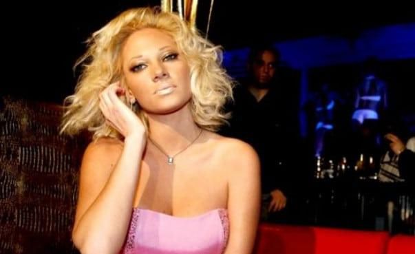 Σοκάρει η εικόνα της Τζούλιας Αλεξανδράτου: «Σκελετός» στα νέα βίντεο, ανησυχία στους θαυμαστές – Δείτε πώς είναι σήμερα