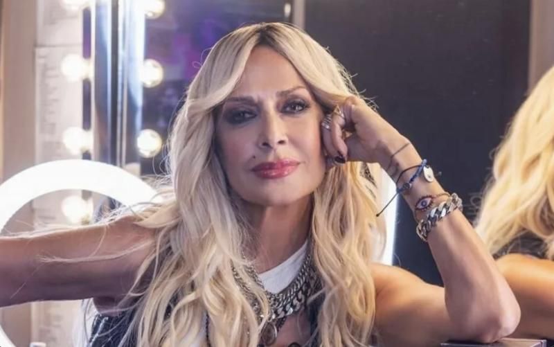 Βόμβα στη δισκογραφία: Αυτός παίρνει τη θέση του Καρβέλα δίπλα στην Βίσση