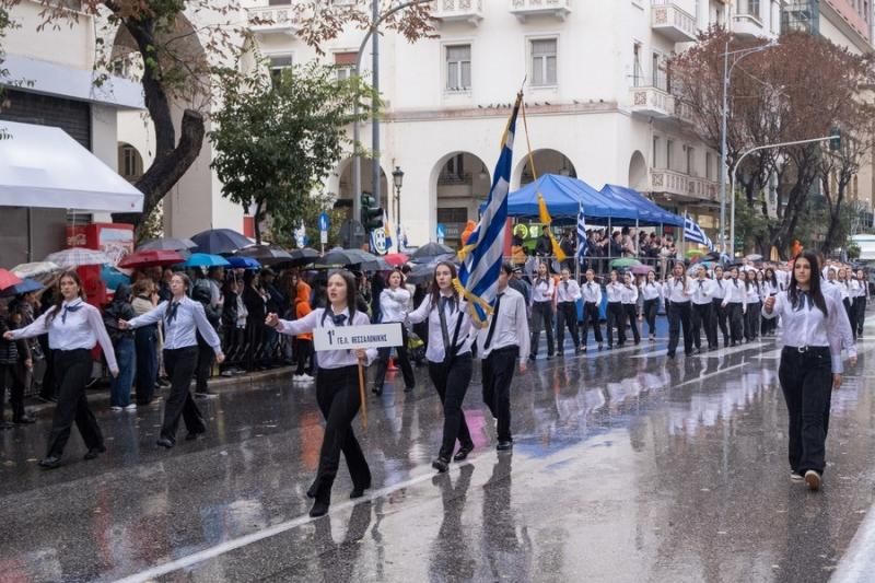 «Κλείδωσε» τον καιρός της 28ης Οκτωβρίου ο Μαρουσάκης: Άσχημα τα νέα για την παρέλαση – Τι θα γίνει Αθήνα και Θεσσαλονίκη – Η πρώτη εκτίμηση