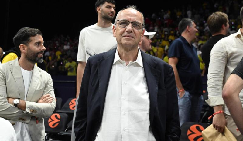 Σκάνδαλο στο μπάσκετ: Στην Ευελπίδων ο Βαγγέλης Λιόλιος και οι άλλοι πέντε συλληφθέντες – Ζητούν προθεσμία για τις απολογίες