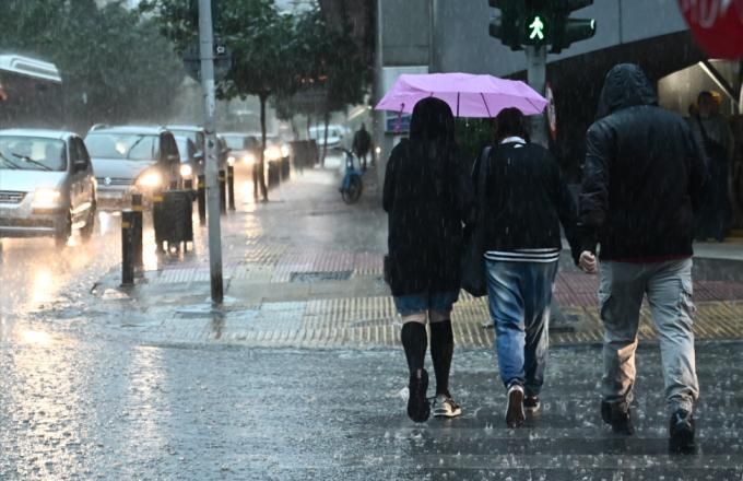 «Ξαφνιάστηκαν» οι μετεωρολόγοι με τον καιρό: “Αυτό που έρχεται από Αύριο…”, τεράστια ανατροπή